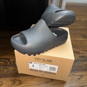 Kids Yeezy Slides